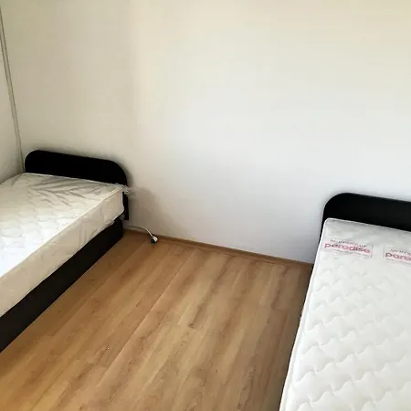 Lägenhet Pearl Beach Two-bedroom Eh Slăntjev Brjag